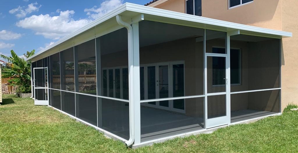 Beachside Screen & Patio